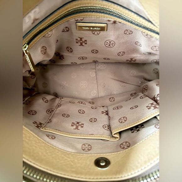 Tory Burch Robinson Pebbled Leather Square Tote in Tigers Eye (Tan) - EUC - Picture 6 of 11